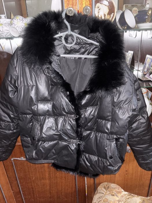 Куртка зимова з натуральним хутром