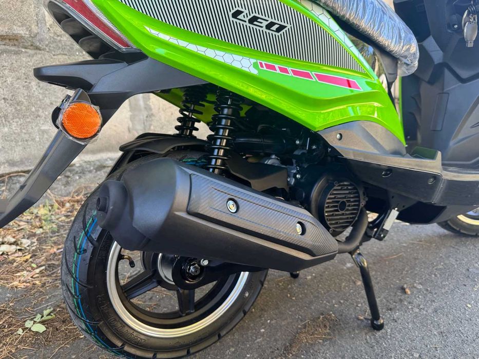 Скутер-мопед новий LEO-V150ST 150сс