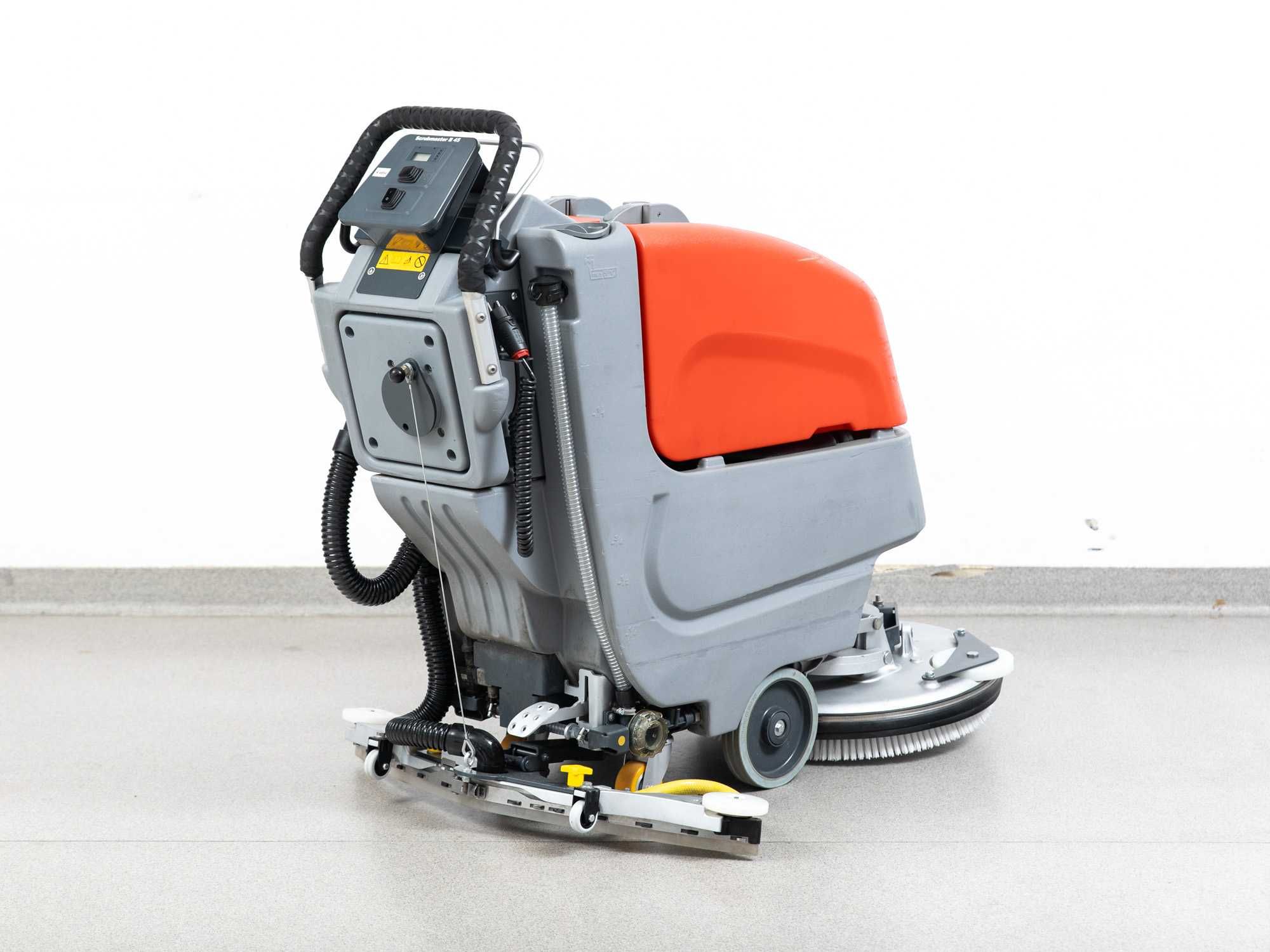 Szorowarka Hako Scrubmaster B45 NOWE BATERIE 2017r 400mth 9500 netto