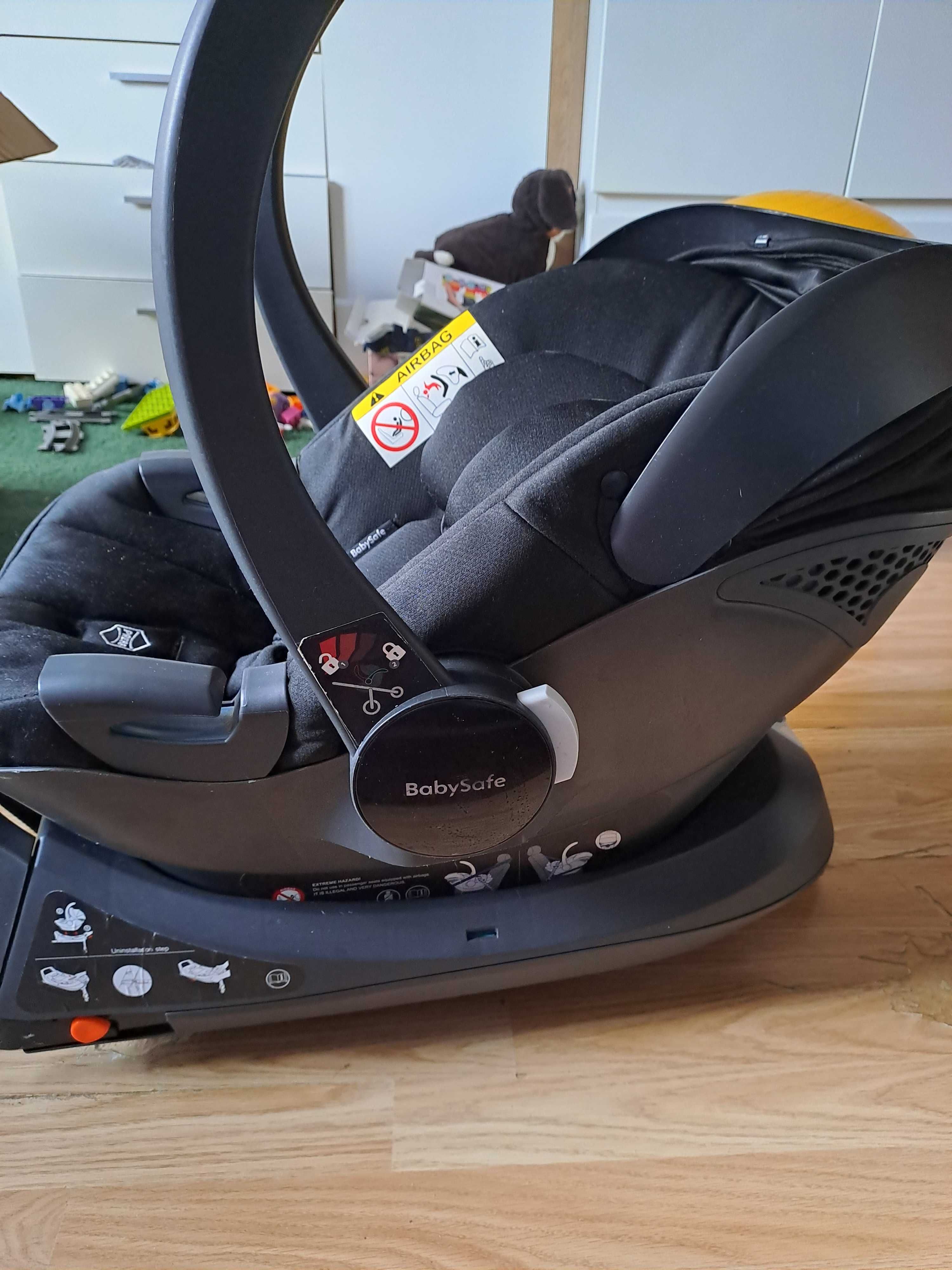 Fotelik Babysafe z baza isofix