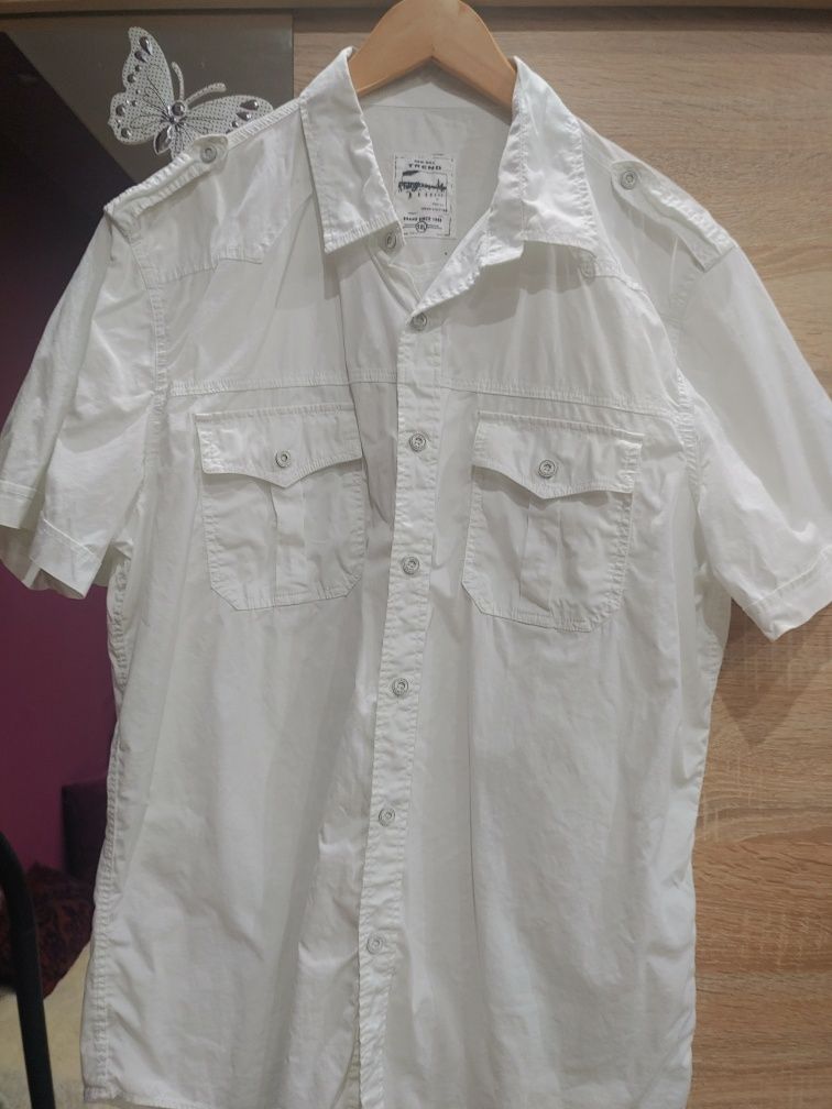 Biala koszula niezgniotka. Krutki renkaw. Firmy New max trend.