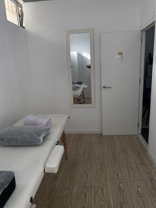 SALA PRA ESTETICA / CADEIRA PRA CABELEIREIRO