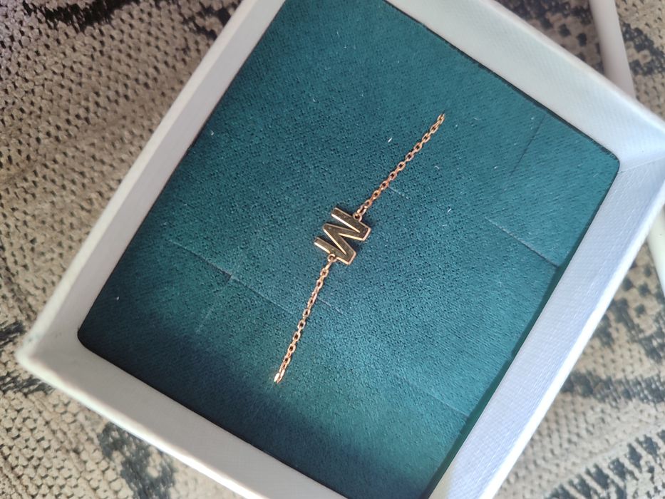 Bransoletka z literką M.