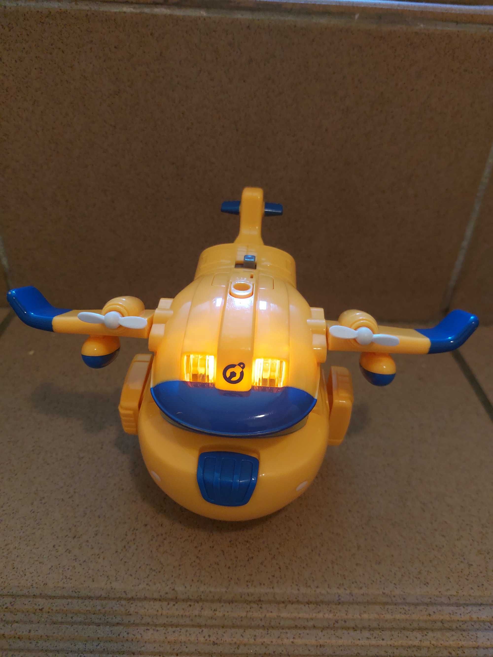 Figurka transformująca Super Wings Deluxe Donnie 740432