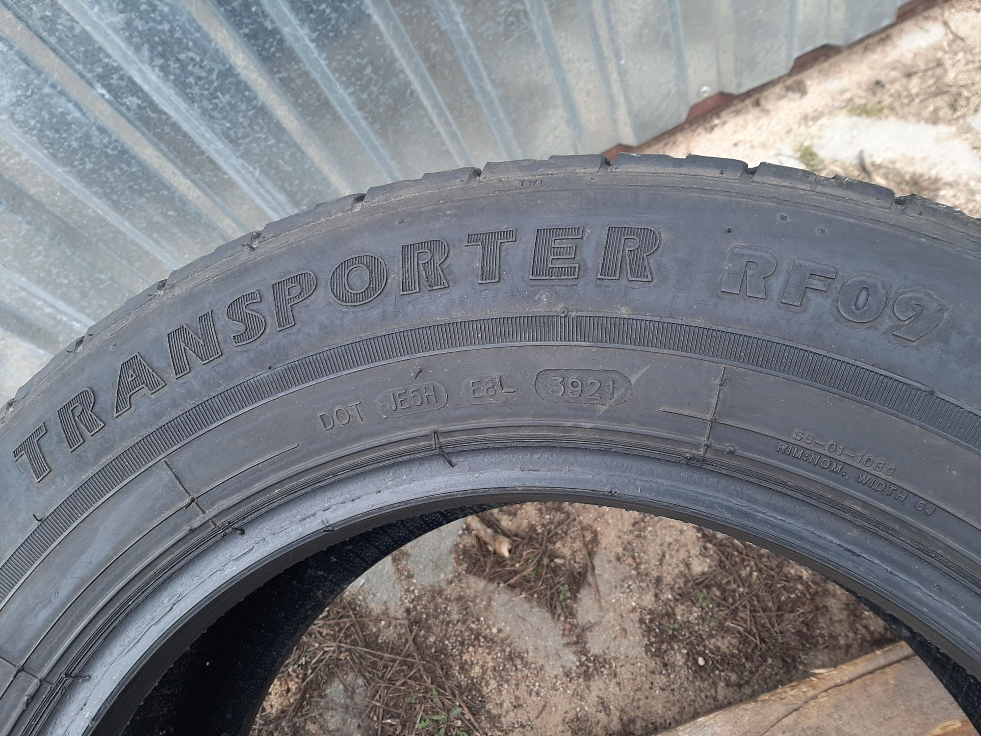 1x Opona letnia 205/65R16C Minerva Transporter RF09 / 7,8mm 2021r