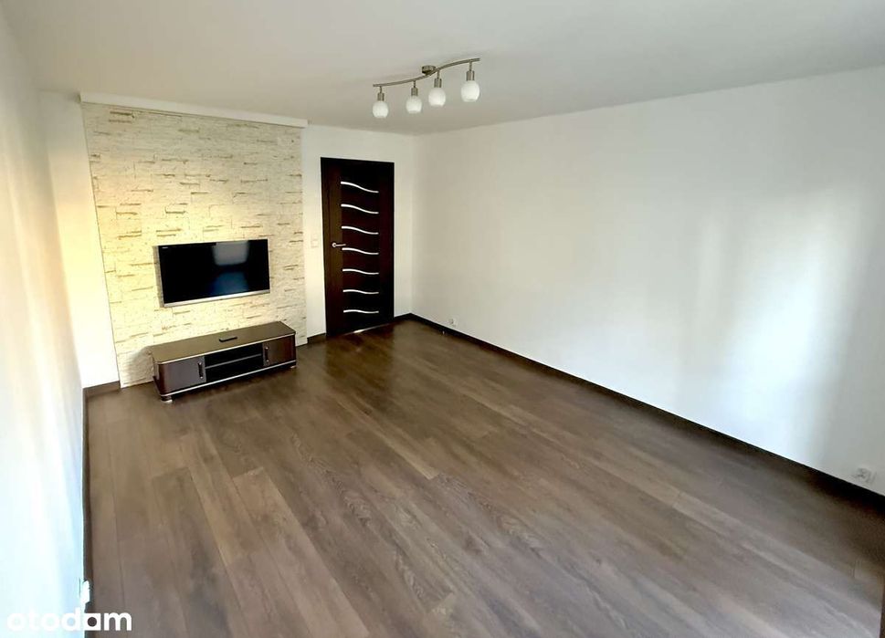 Mieszkanie oś. Albertyńskie , 2 piętro  , do wejścia , po remoncie