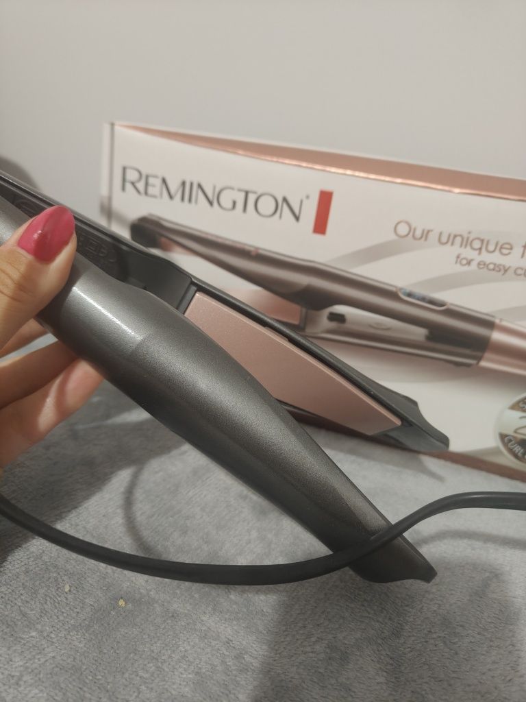 Remington curl & straight confidence  2 w 1