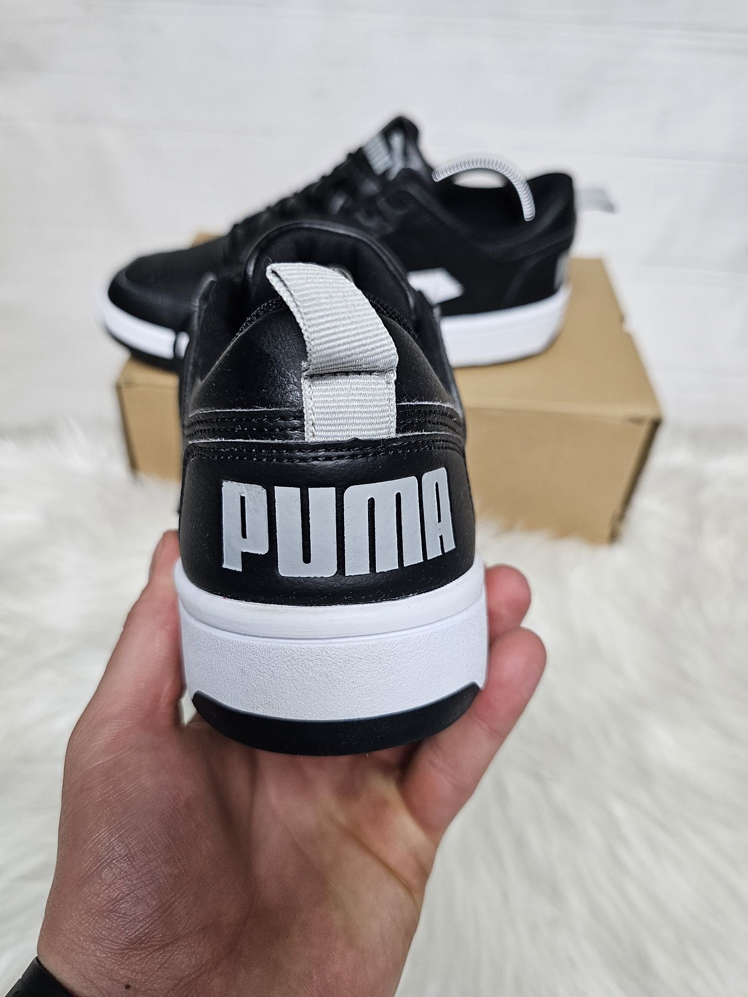 Кросівки Puma Rebound Lay Up Lo Sl Black 369866-02