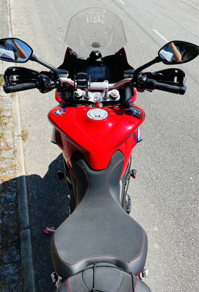 MV Agusta Turismo Veloce 800