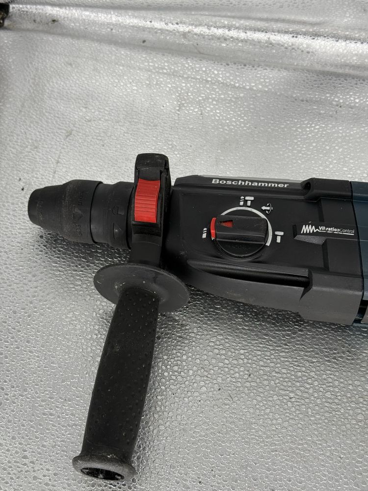 Перфоратор Bosch GBH 2-28 F Professional отбойник дрель