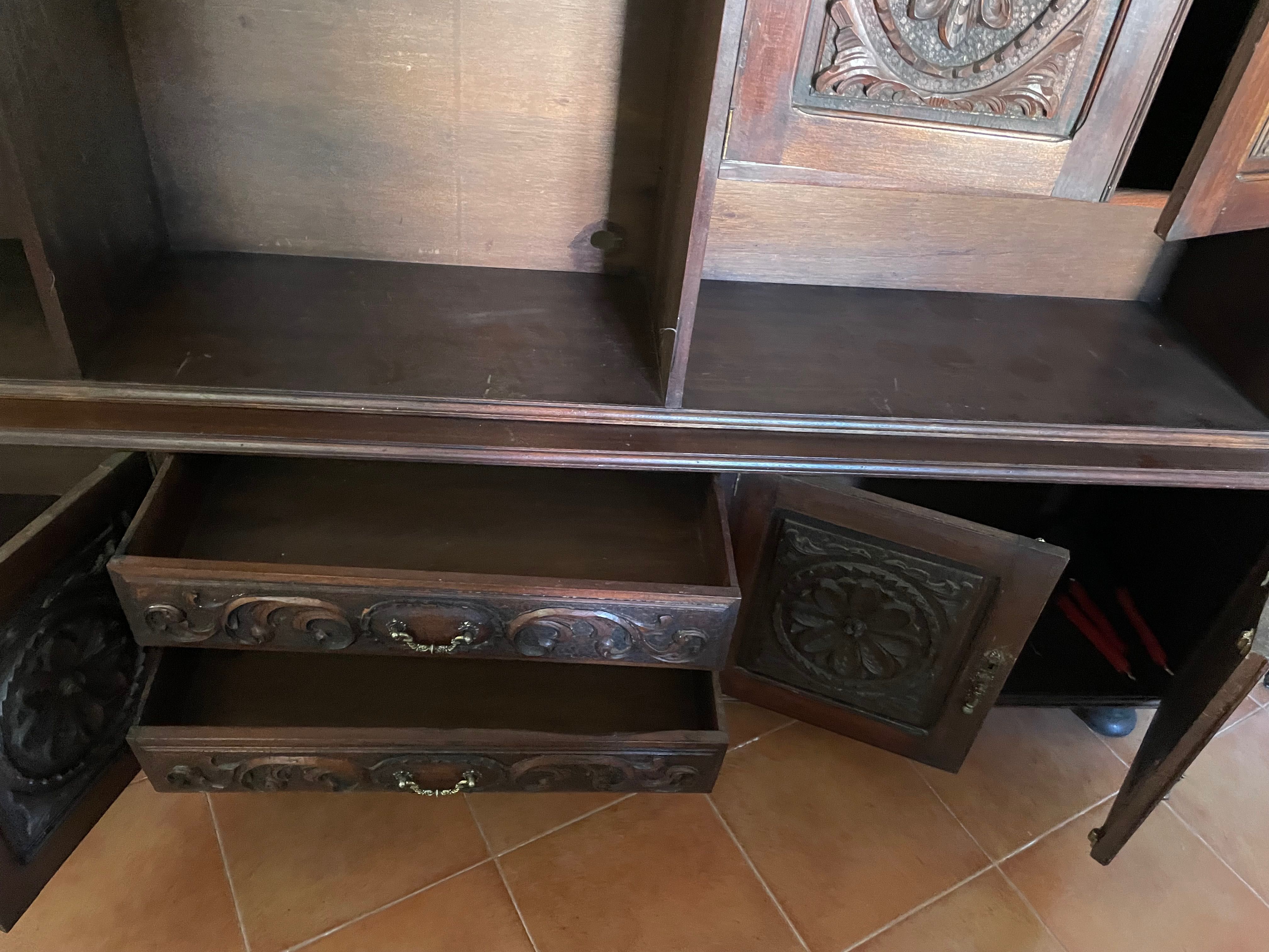 Móvel de sala de madeira maciça