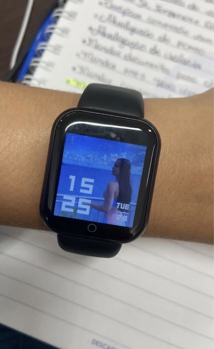 Smart годиник новий