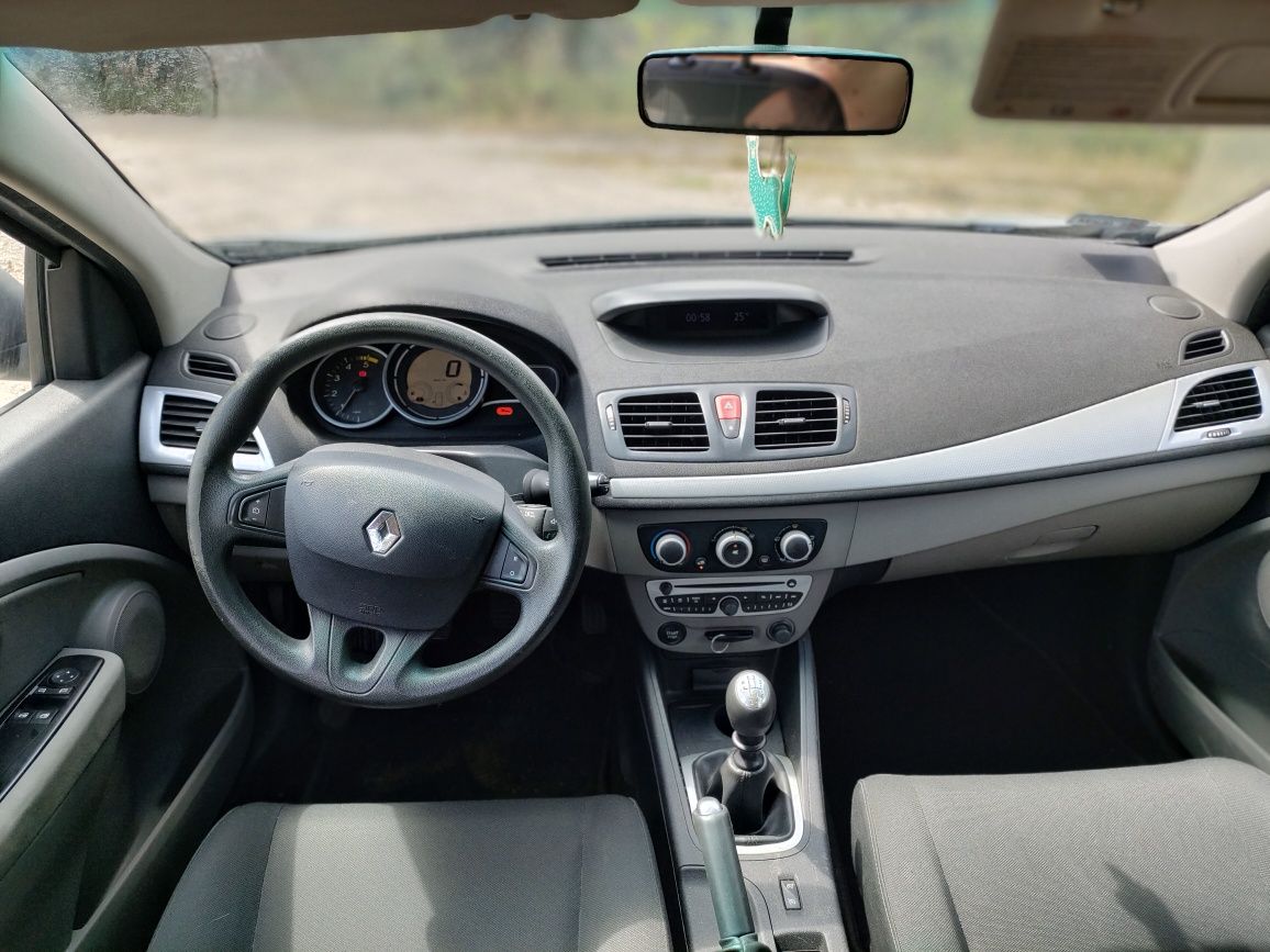 Renault Megane 3 III 1.5dci manual 5drzwi doinwestowany tanio!