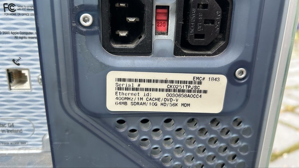 Компʼютер Power Mac G4