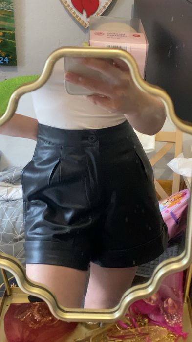 Spodenki skorzane damskie