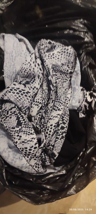 Roupa de Senhora,  usada diversa