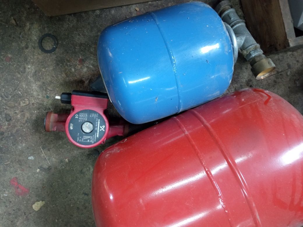 Pompa Grundfos 25- 60 180 + 2 x zbiornik