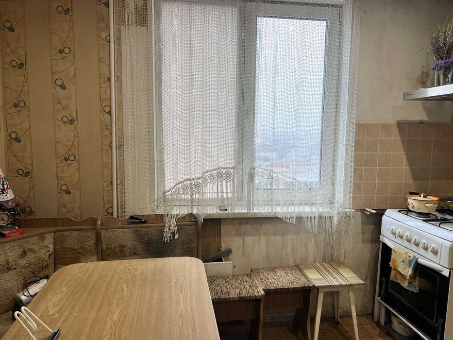 Пропонуємо до продажу двокімнатну квартиру в районі кінотеатру Мир