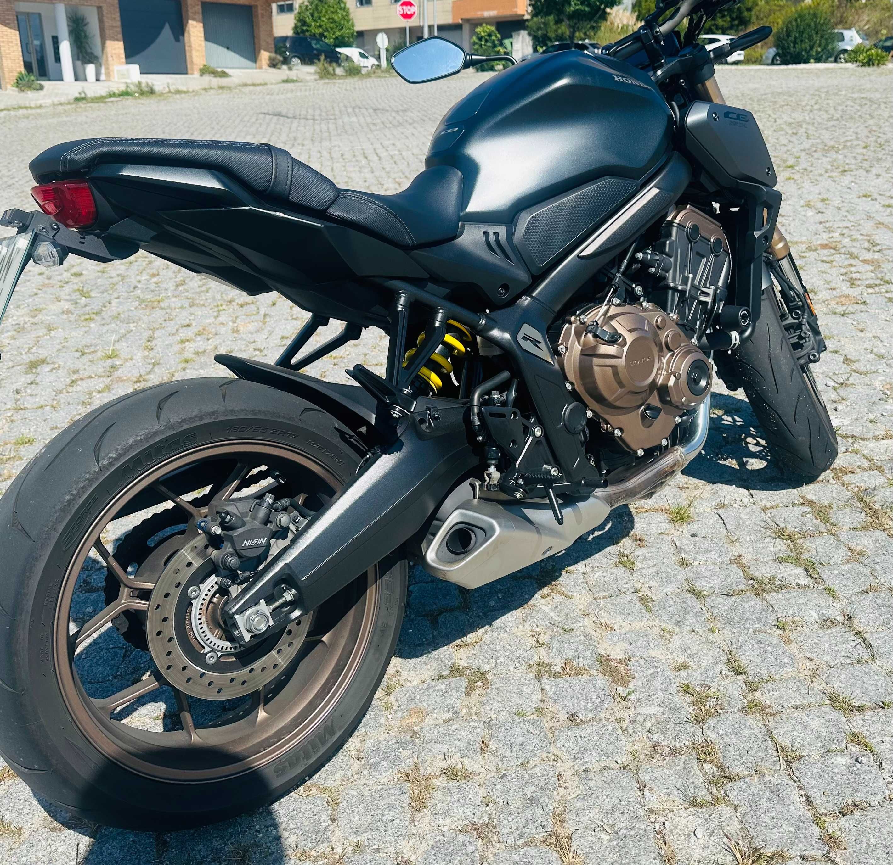 Honda CB650R 2022