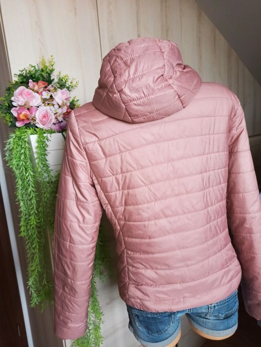 Sg Kurtka damska 36 , 38 Bershka pikowana kurtka z kapturem 36 , 38