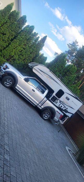 Zabudowa kamperowa Palomino USA 2021 rok i Ford F150 rok 2015