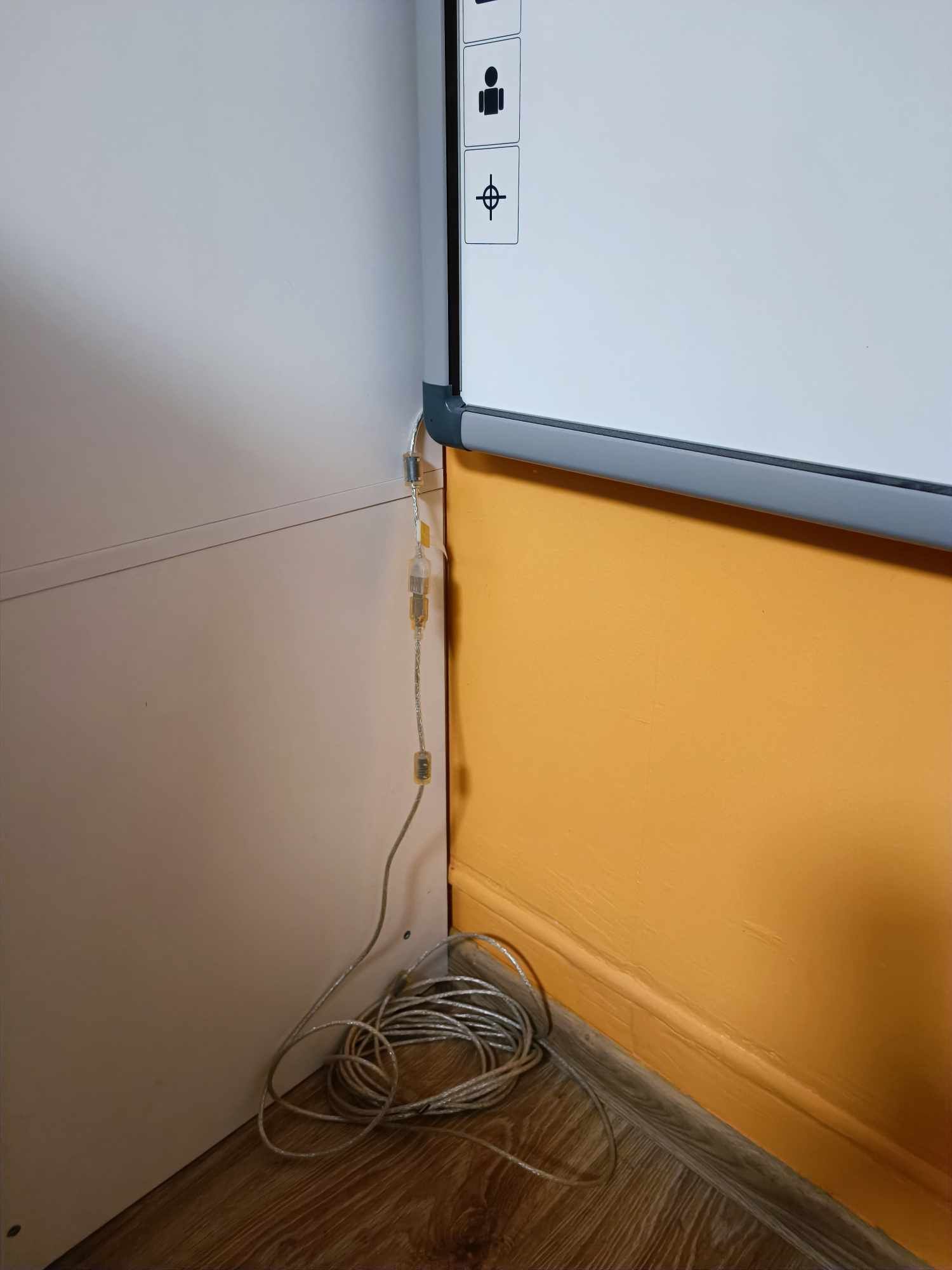 Tablica interaktywna monitor multimedialny