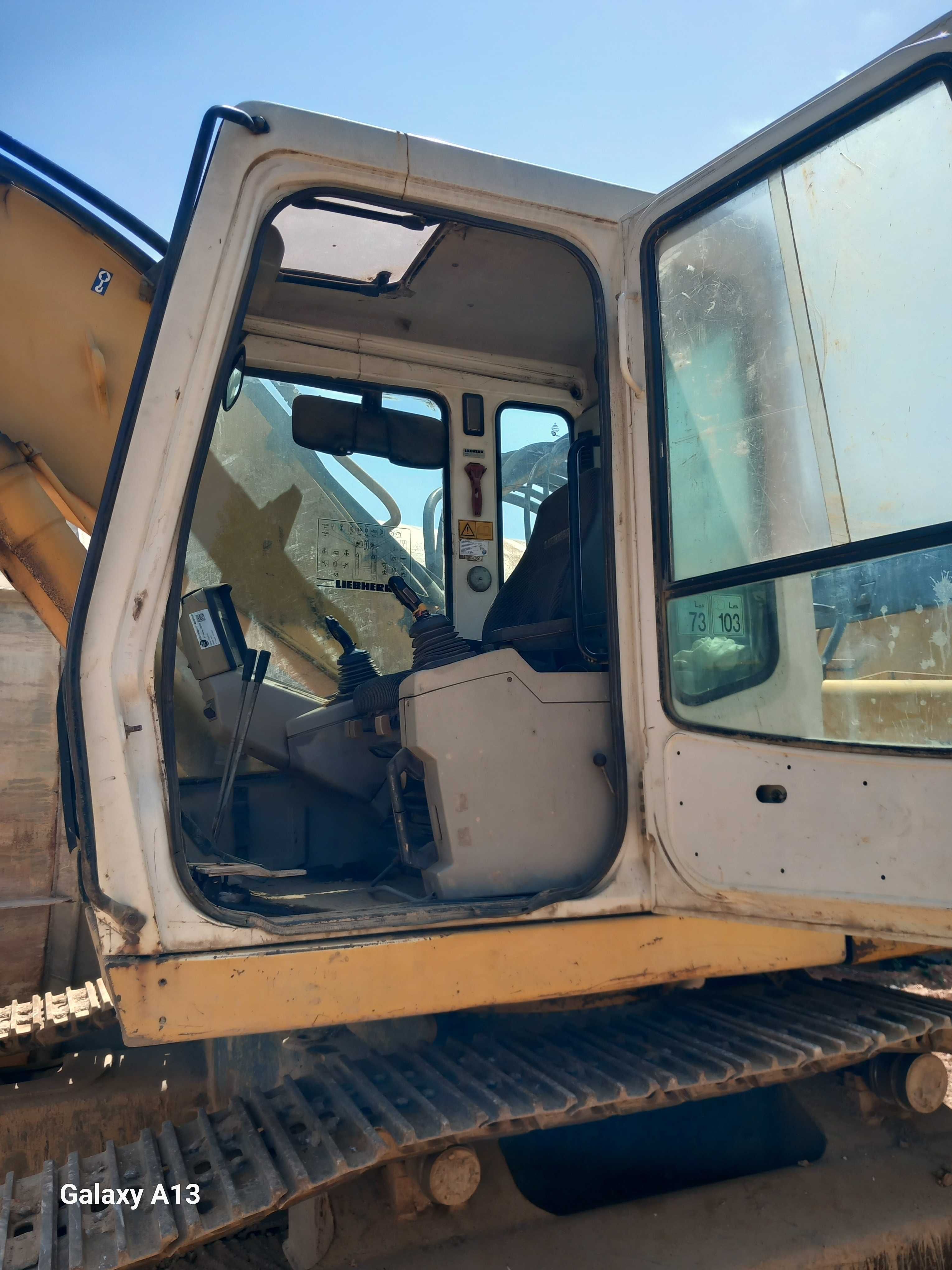 Giratória de rastos Liebherr R914