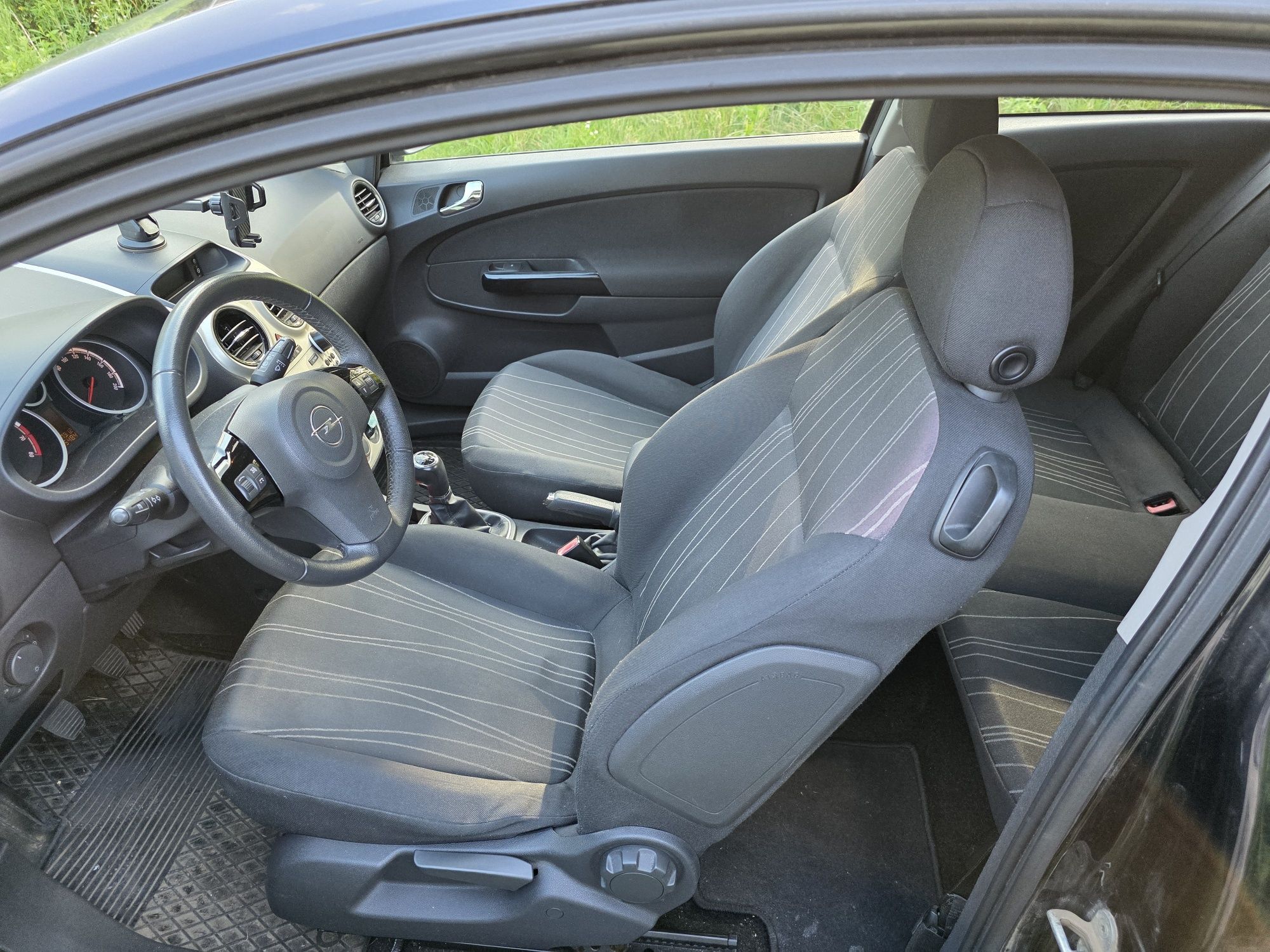 Opel corsa D 1.2