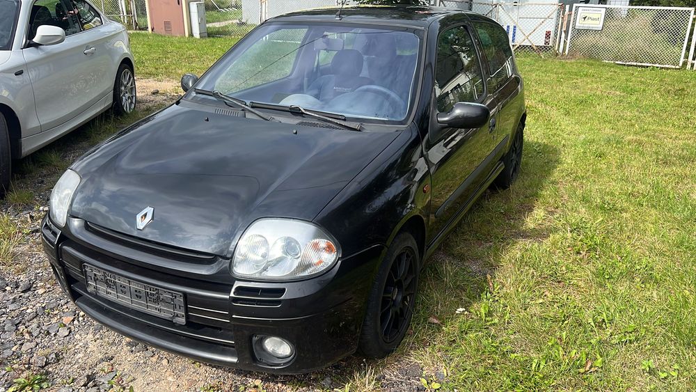 Renault Clio 2.0 RS Sport 177PS seria Super zabawka