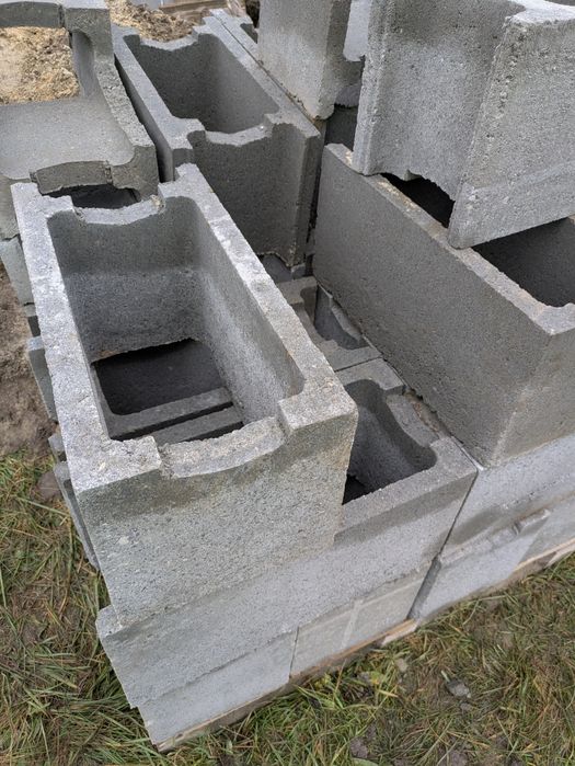 Pustaki szalunkowe fundamentowe 50×25×24