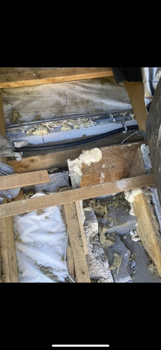 Naprawa dachu po kunach - Ocieplanie dachu - Naprawa izolacji po kunie