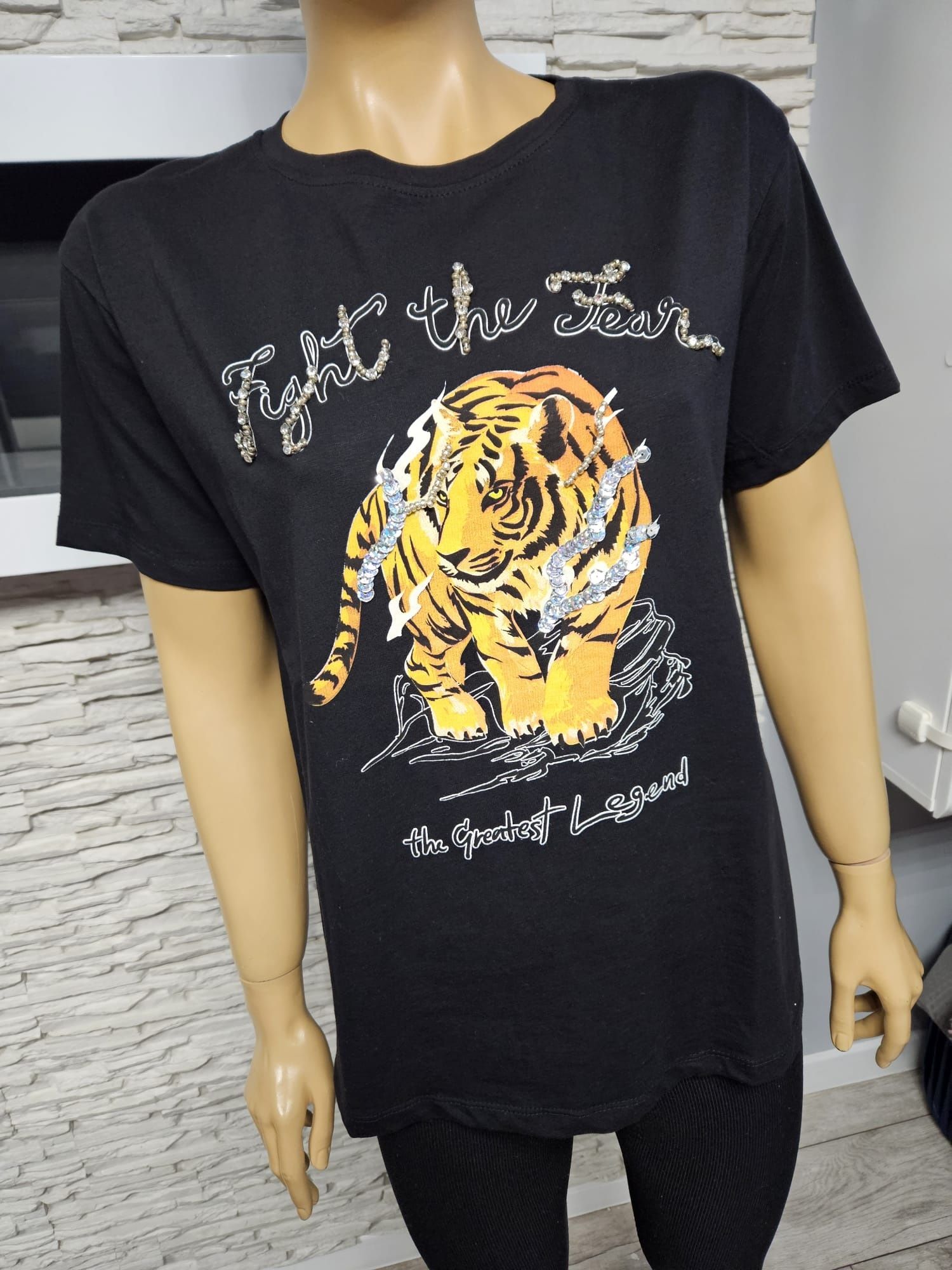 Nowy z metką czarny T shirt z tygrysem rozm XL Ecaff