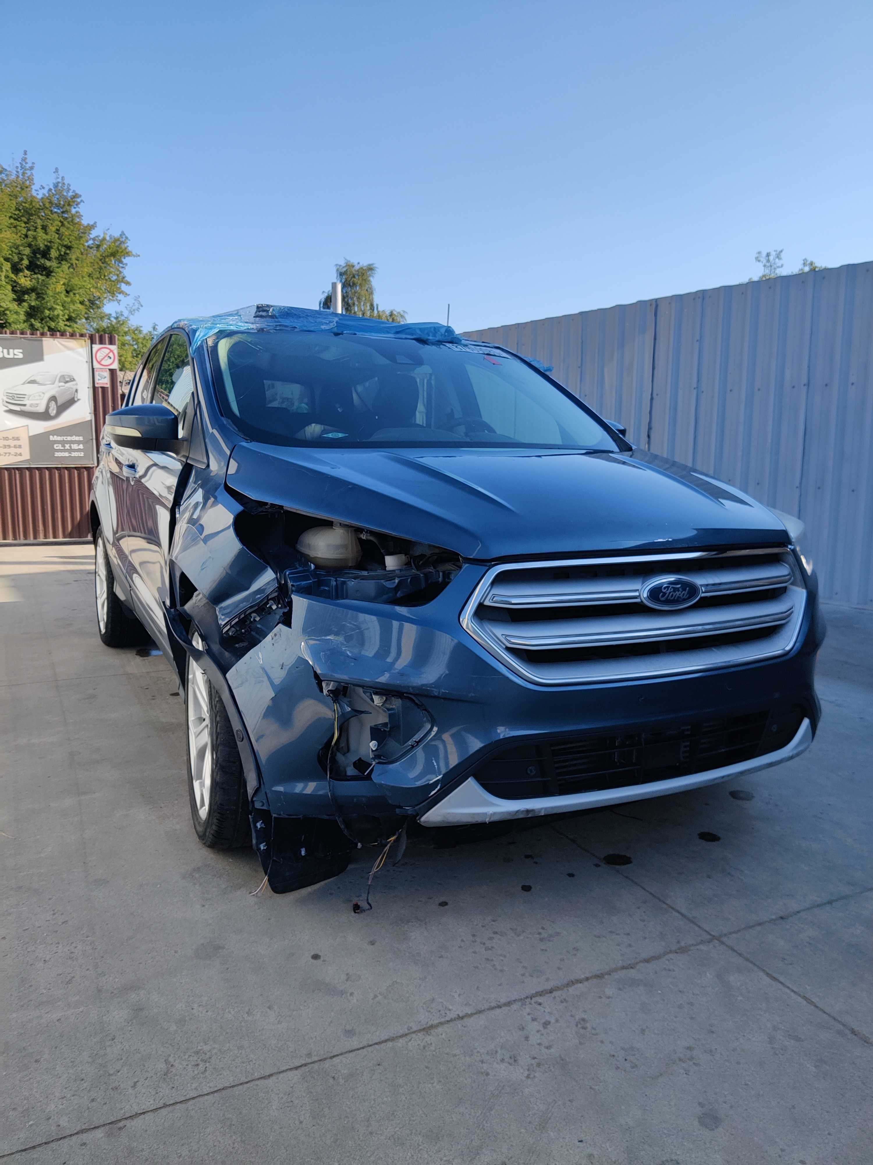 Разборка Ford Escape 2.0 розборка цвет UG Kuga ескейп шрот запчасти
