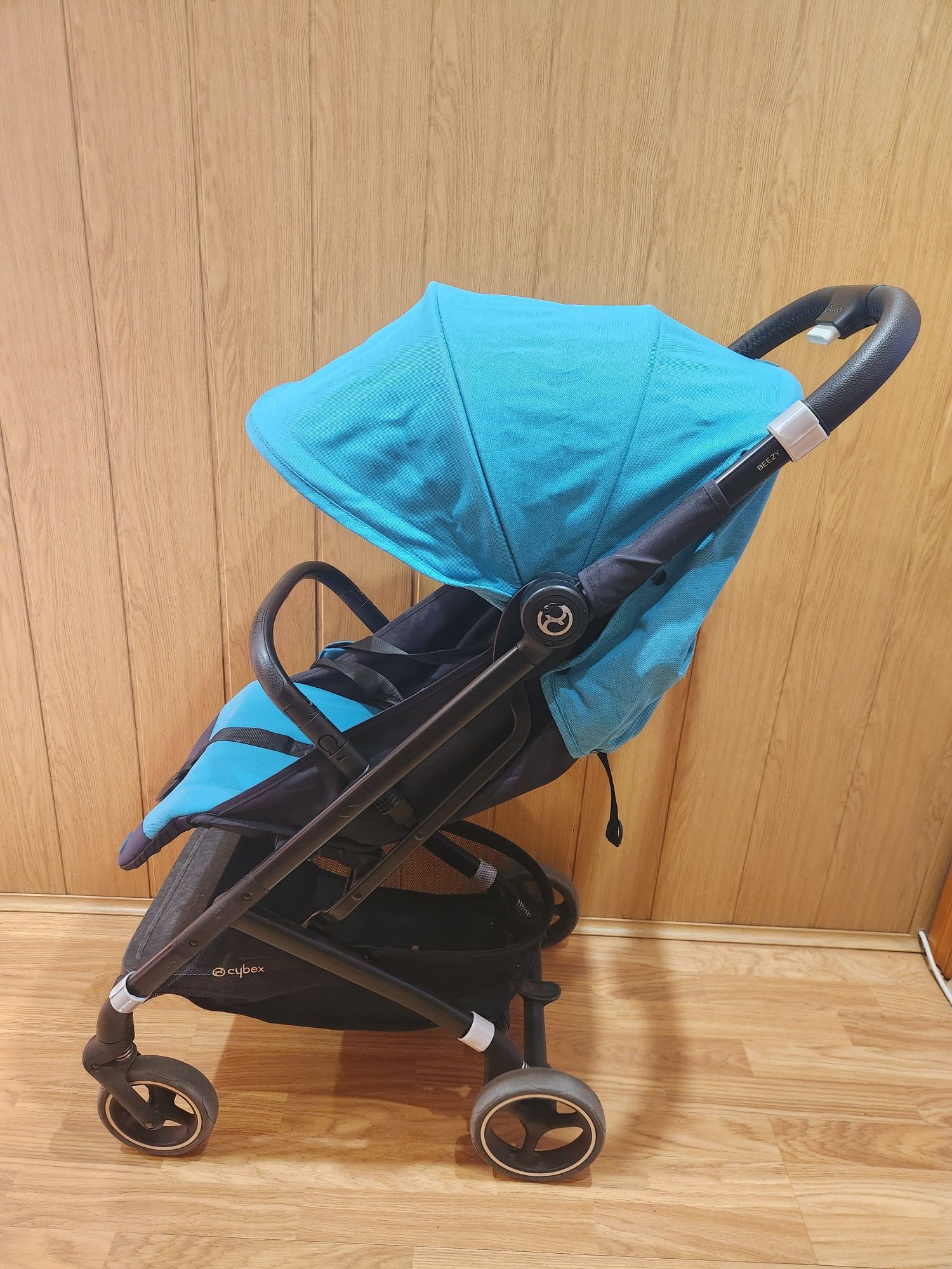 Cybex beezy +дождевик