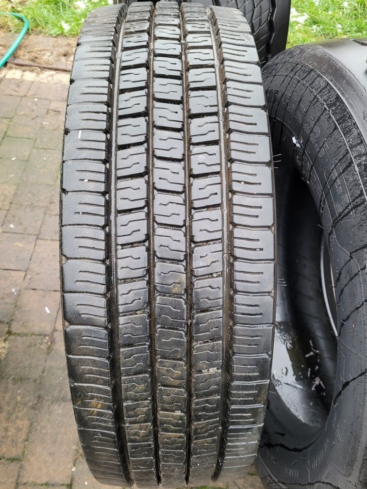 275/70r22.5 Bridgestone W958  1 szt