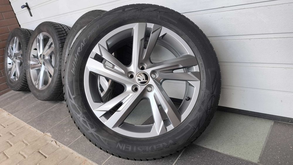 Koła Skoda Kamiq Vw Taigo Seat 17'' 5x100 opony 205/55/17 (OL1918)
