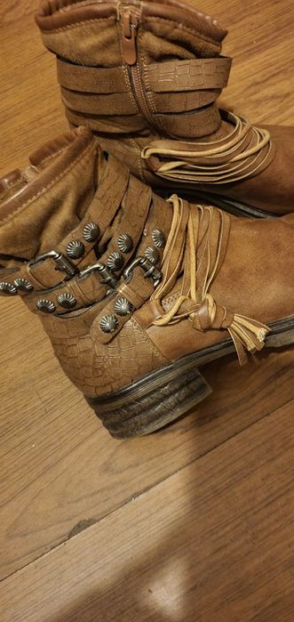 Ocieplane buty damskie 37