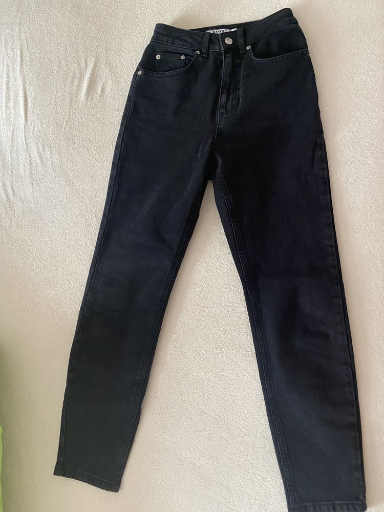 Nowe spodnie mom jeans czarne rozmiar 34