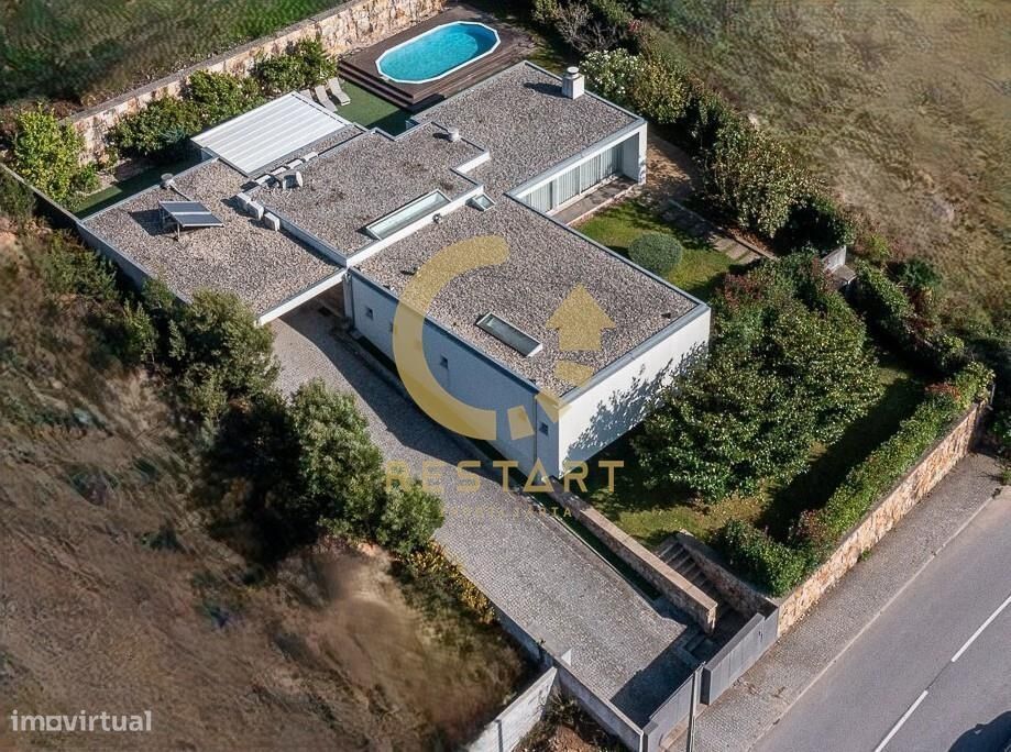 Moradia T4 em Famalicão com piscina