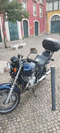 Vendo Honda CB 750 aceito retoma