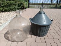 Balony do fermentowania wina