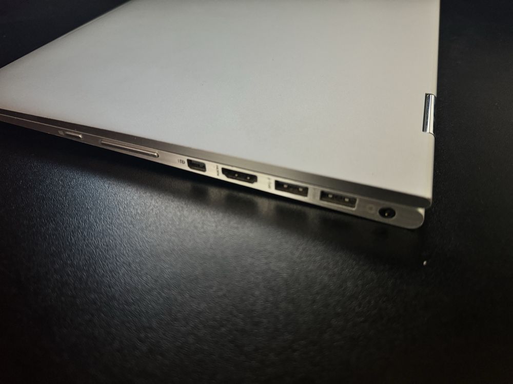 HP Spectre x360 - 13-4100ur