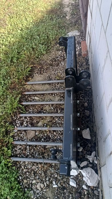 Nowe widły do obornika tura (paleciak)