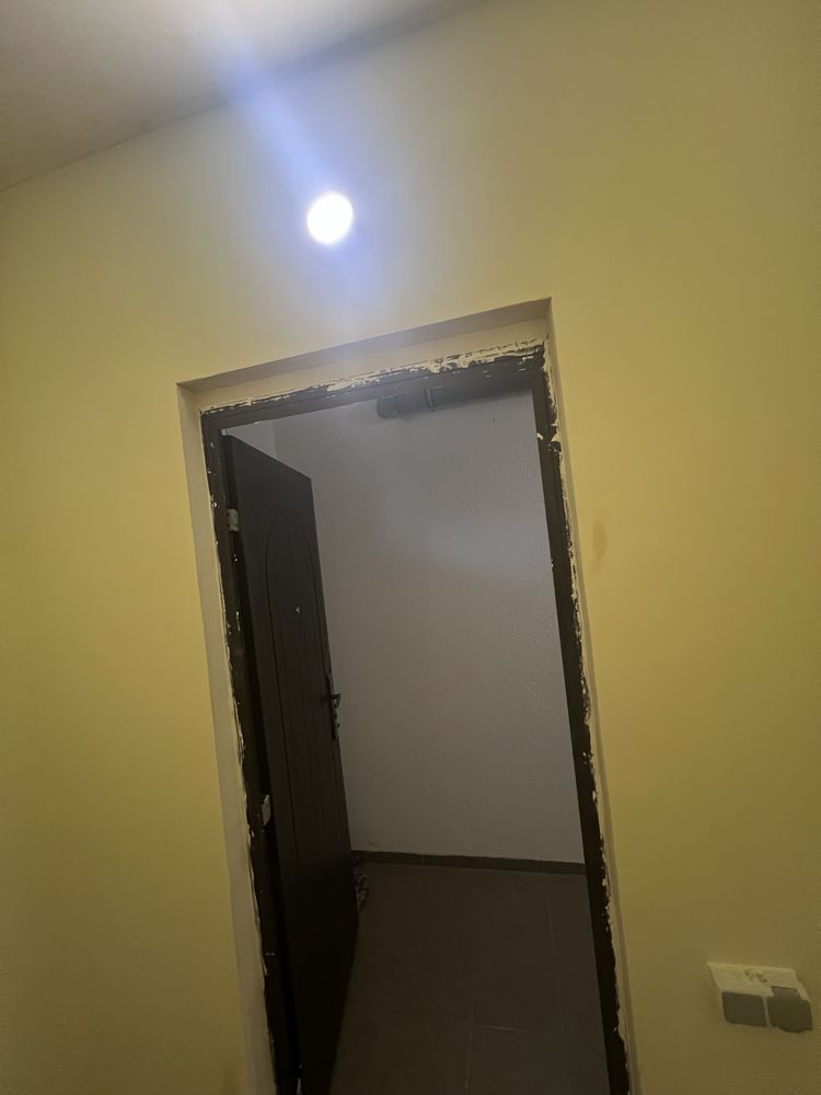 Продам кладовку (підвальне приміщення)