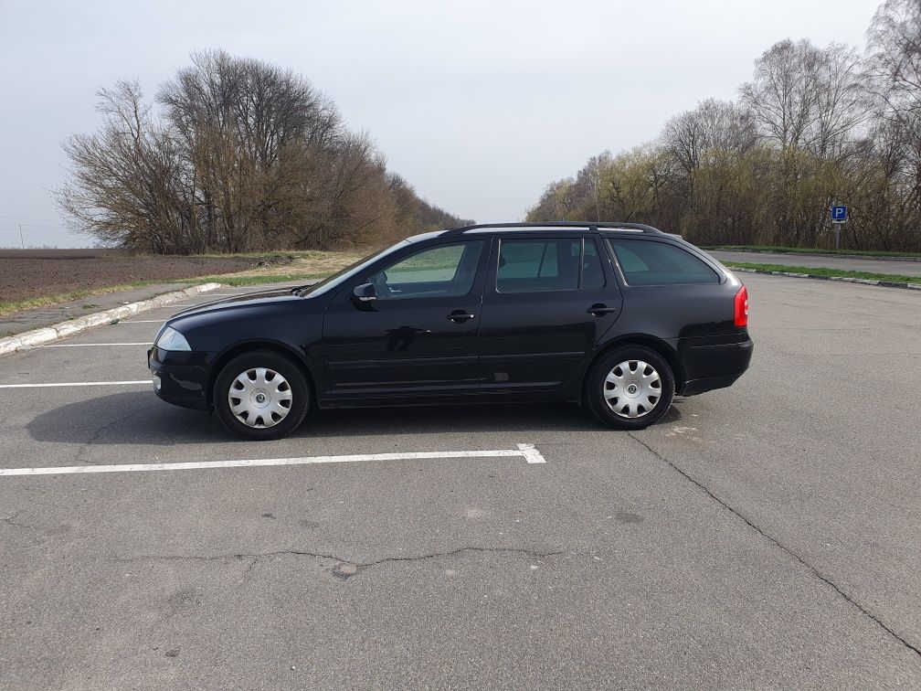 Продам Skoda Oktavia 1.6 MPI