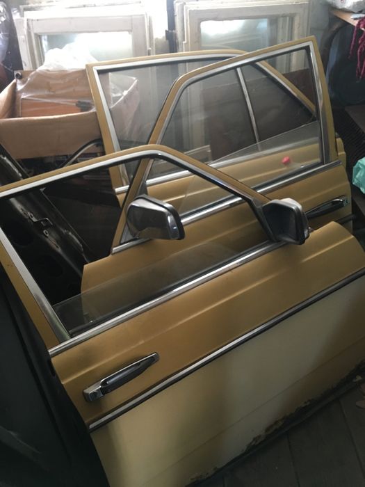 Двері mercedes w123