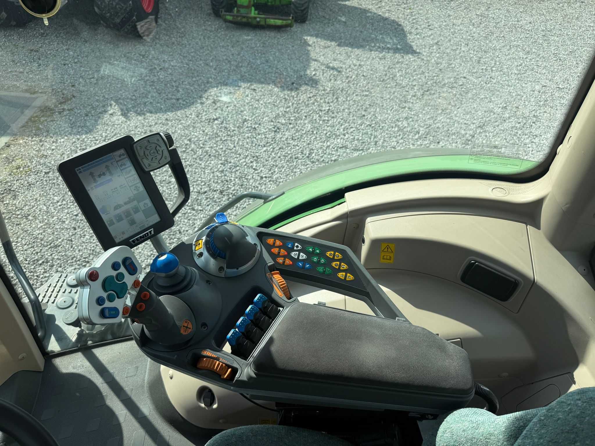 Fendt 828 Vario Profi SCR, TUZ + WOM, !!SUPER STAN !!
