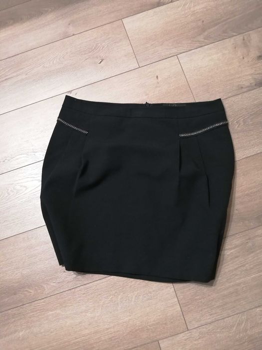czarna krótka spódniczka Reserved 38-40 jak nowa