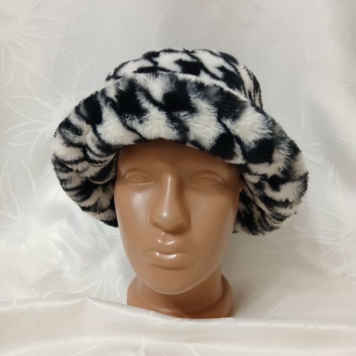 елегантна хутряна шапка капелюшок панама Primark на 55-56 см