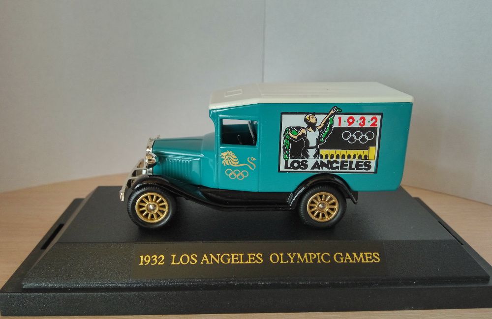 Lledo/Days Gone, модель Ford Van 1932 Los Angeles Olympic Games